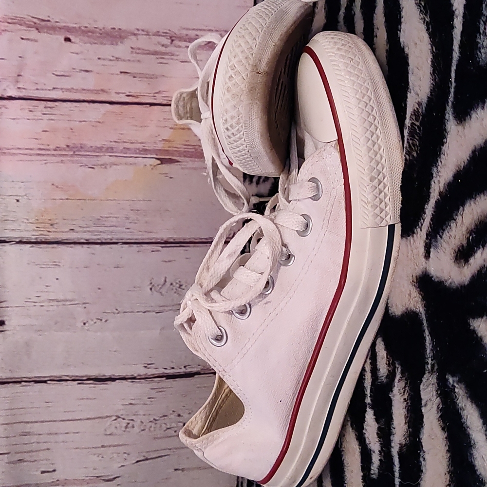 White converse